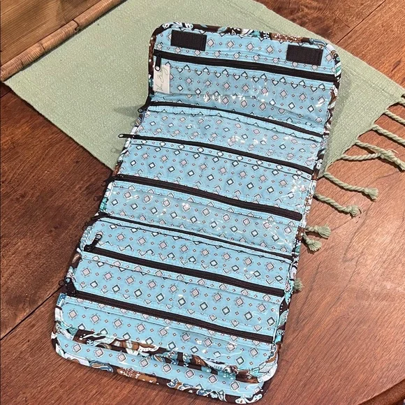 Vera Bradley Jewelry Bag in Retired Java Blue Pattern - Picture 2 of 6